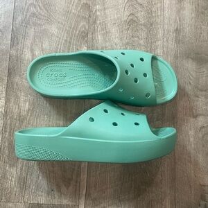 Women’s Crocs Platform Sandals